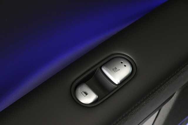 Hyundai IONIQ 5 168kW Ultimate 77 kWh 5dr Auto Hatchback