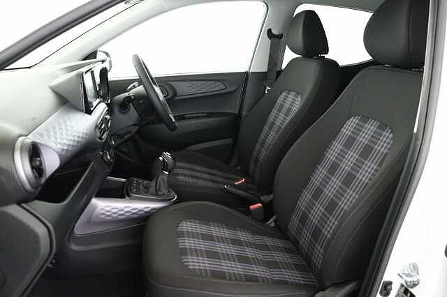 Hyundai i10 1.0 MPi Premium 5dr Auto Hatchback