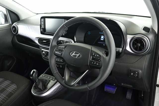 Hyundai i10 1.0 MPi Premium 5dr Auto Hatchback