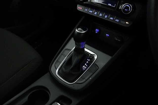 Hyundai KONA 1.6 GDi Hybrid SE Connect 5dr DCT Hatchback