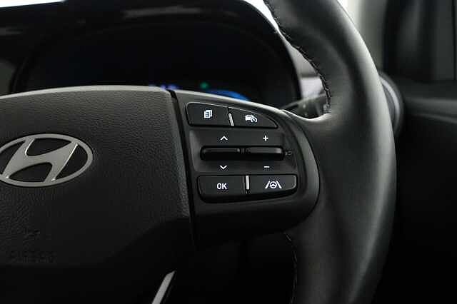 Hyundai i10 1.0 MPi Premium 5dr Auto Hatchback