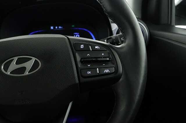 Hyundai i10 1.0 MPi Premium 5dr Auto Hatchback