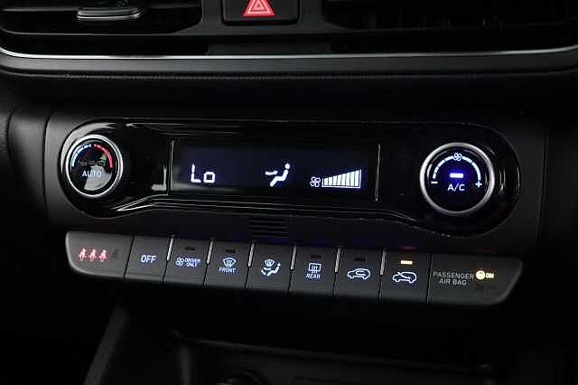Hyundai KONA 1.6 GDi Hybrid SE Connect 5dr DCT Hatchback