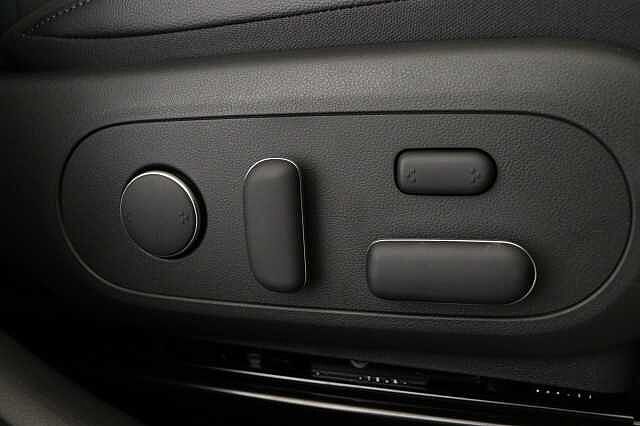 Hyundai KONA 1.6 GDi Hybrid Ultimate 5dr DCT [Lux Pack]