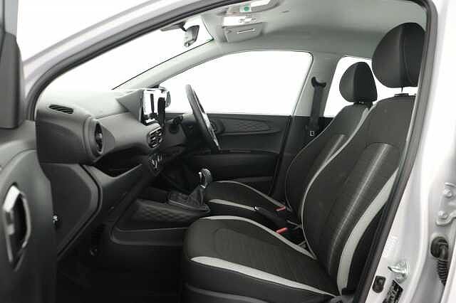 Hyundai i10 1.0 [63] Advance 5dr Auto [Nav]