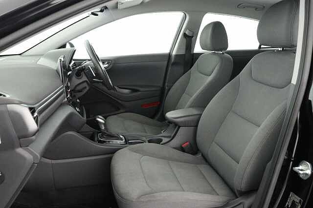 Hyundai IONIQ 1.6 GDi Hybrid Premium 5dr DCT