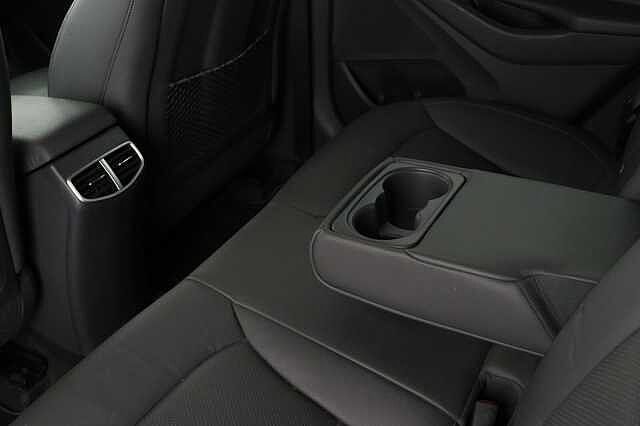 Hyundai IONIQ 1.6 GDi Plug-in Hybrid Premium SE 5dr DCT