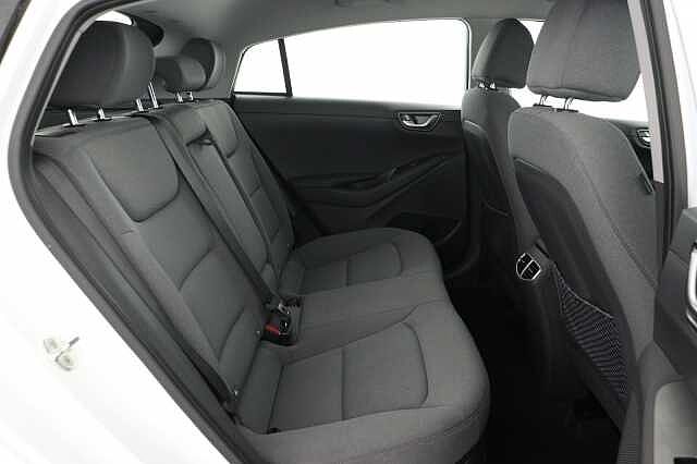Hyundai IONIQ 1.6 GDi Hybrid Premium 5dr DCT