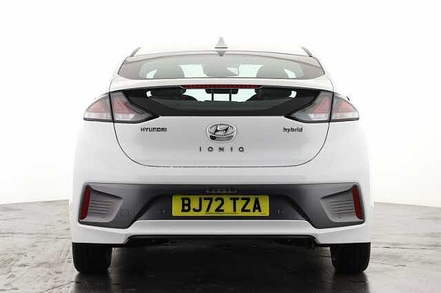 Hyundai IONIQ 1.6 GDi Hybrid Premium 5dr DCT