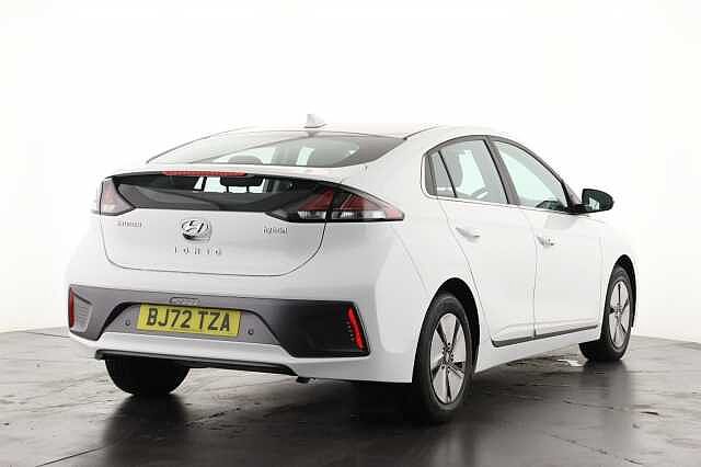 Hyundai IONIQ 1.6 GDi Hybrid Premium 5dr DCT