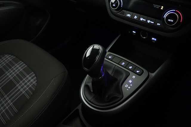 Hyundai i10 1.0 [63] Premium 5dr Auto [Nav]