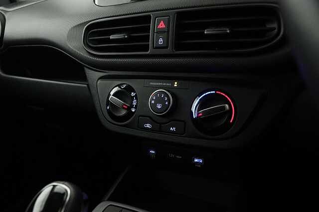 Hyundai i10 1.0 [63] Advance 5dr Auto [Nav]