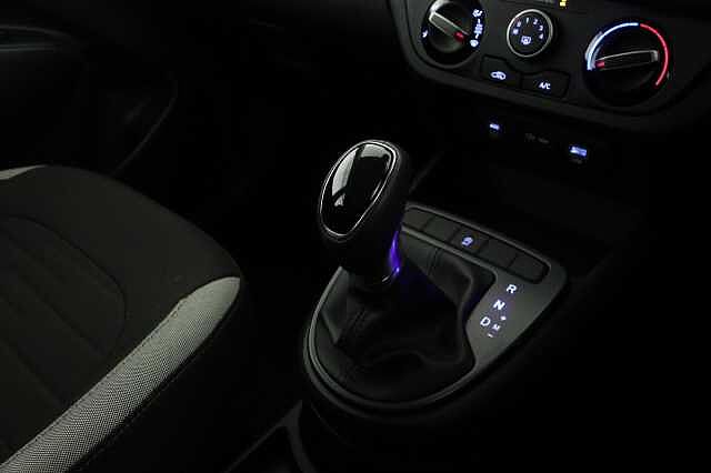 Hyundai i10 1.0 [63] Advance 5dr Auto [Nav]