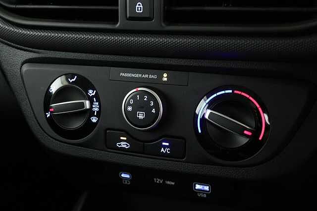 Hyundai i10 1.2 [79] Advance 5dr Auto [Nav]