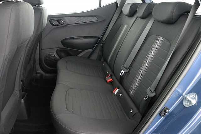 Hyundai i10 1.0 [63] Advance 5dr Auto [Nav]