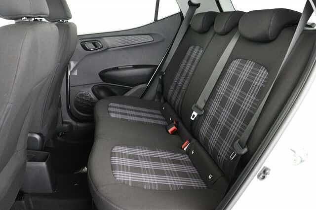 Hyundai i10 1.2 [79] Premium 5dr Auto [Nav]