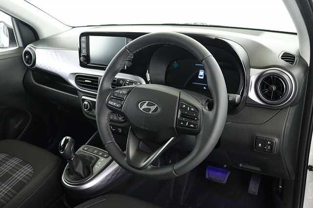 Hyundai i10 1.2 [79] Premium 5dr Auto [Nav]