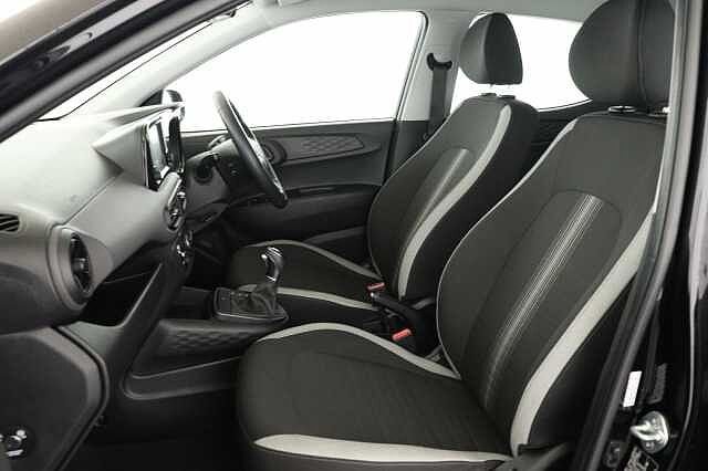 Hyundai i10 1.0 [63] Advance 5dr Auto [Nav]