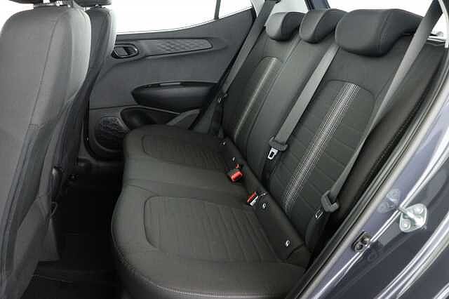 Hyundai i10 1.0 [63] Advance 5dr Auto [Nav]