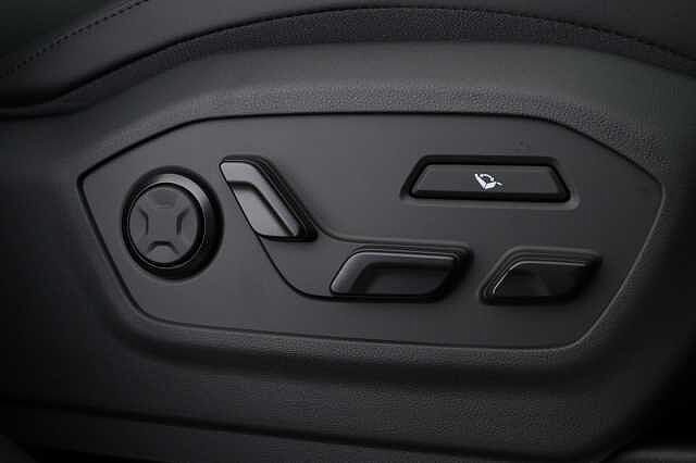 Hyundai SANTA FE 1.6 TGDi Hybrid Calligraphy 5dr 4WD Auto