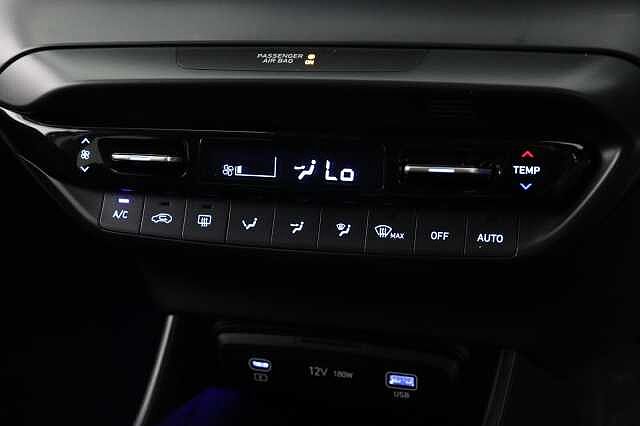 Hyundai BAYON 1.0 TGDi Premium 5dr DCT