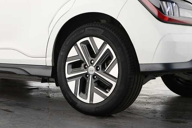 Hyundai KONA 150kW Ultimate 64kWh 5dr Auto White