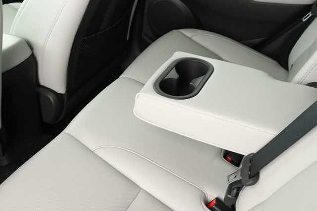 Hyundai KONA 150kW Ultimate 64kWh 5dr Auto White