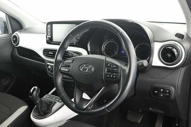 Hyundai i10 1.0 MPi Premium 5dr Auto
