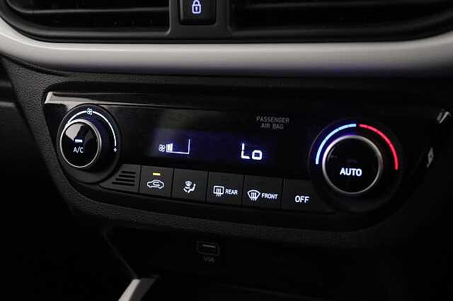 Hyundai i10 1.0 MPi Premium 5dr Auto