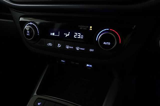 Hyundai I10 1.0 [63] Premium 5dr Auto [Nav] Black
