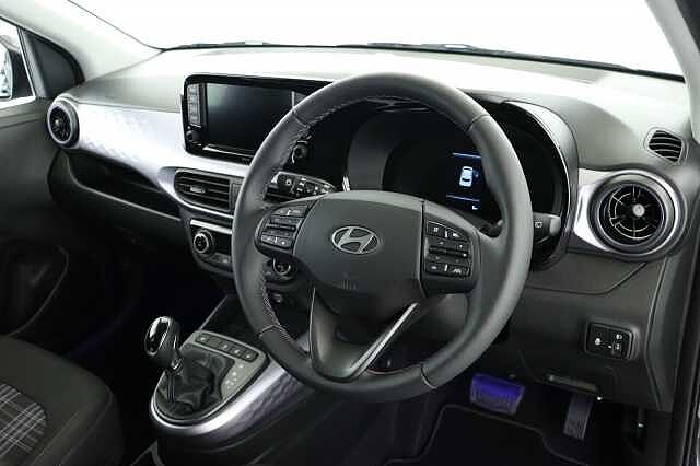 Hyundai i10 1.2 [79] Premium 5dr Auto [Nav]