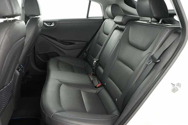 Hyundai IONIQ 1.6 GDi Hybrid Premium SE 5dr DCT