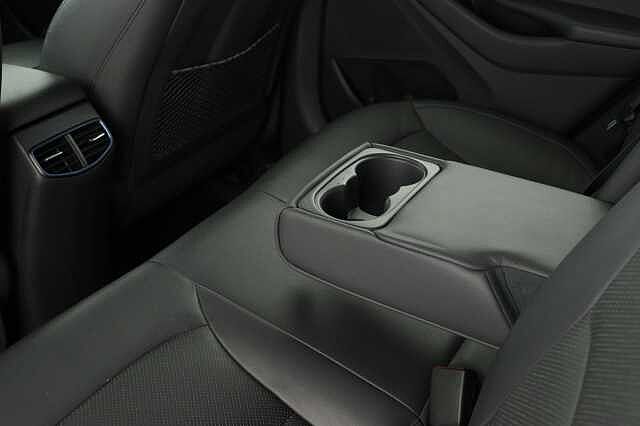 Hyundai IONIQ 1.6 GDi Hybrid Premium SE 5dr DCT