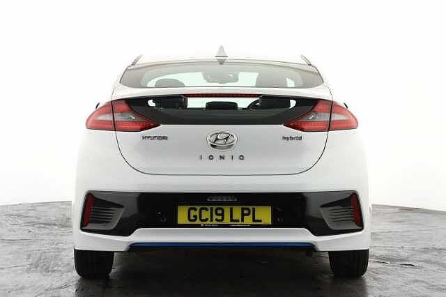 Hyundai IONIQ 1.6 GDi Hybrid Premium SE 5dr DCT
