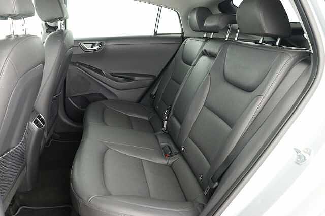 Hyundai IONIQ 1.6 GDi Hybrid Premium SE 5dr DCT