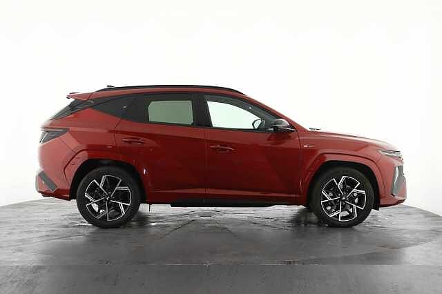 Hyundai TUCSON 1.6T Hybrid N Line S 5dr Auto Red