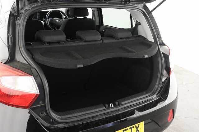 Hyundai i10 1.0 MPi Premium 5dr Auto