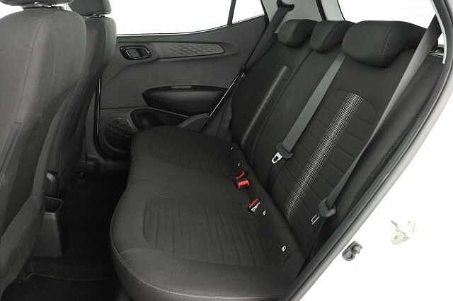 Hyundai i10 1.0 MPi Premium 5dr